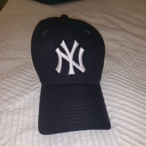 Authentic Unisex Yankees Hat
